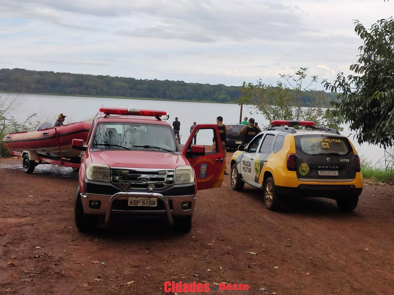 Corpo de Bombeiros de Santa Helena auxilia nas buscas por desparecidos no lago de Itaipu em Itaipulândia