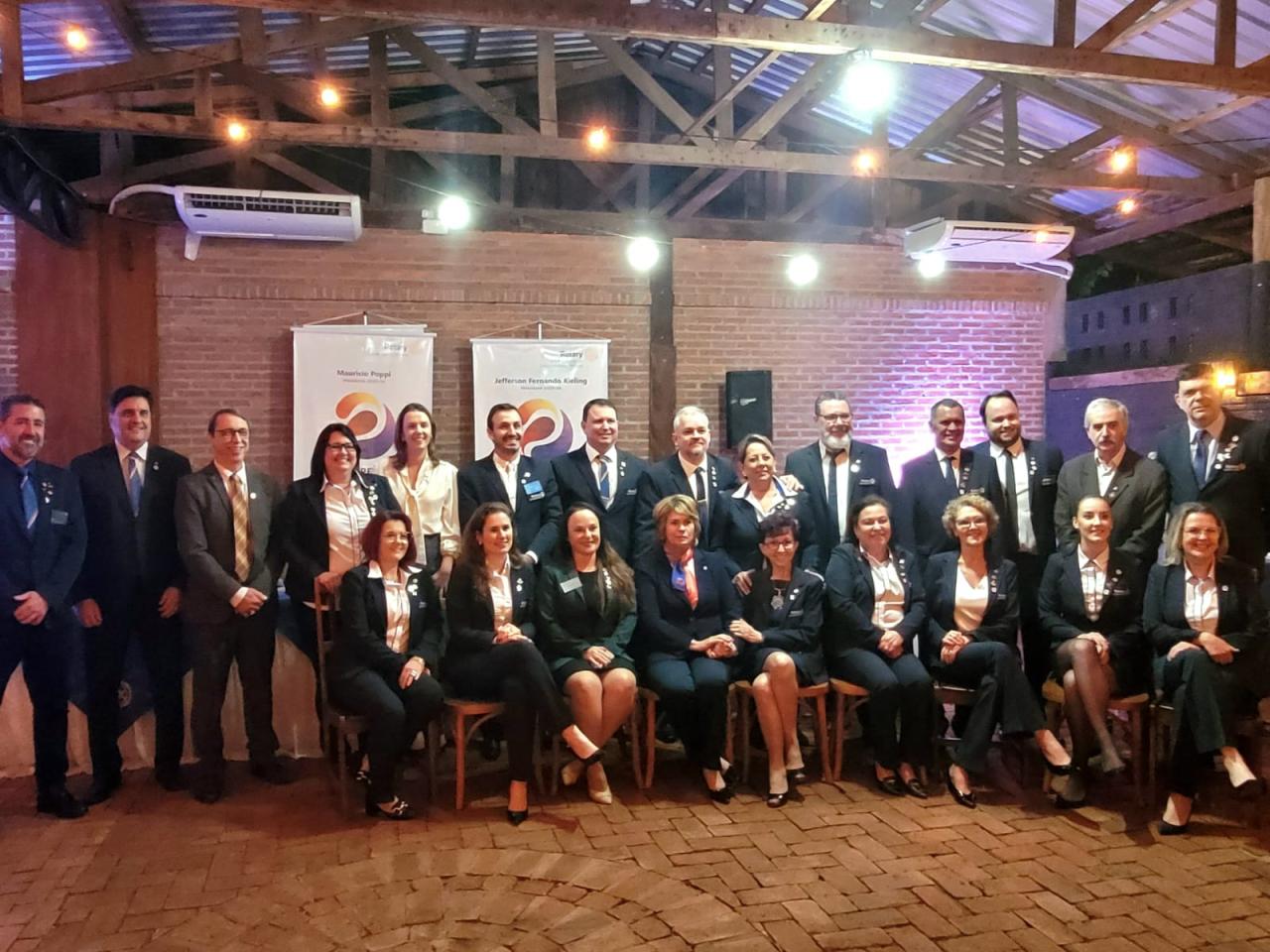 Rotary Club de Santa Helena empossa novo Presidente e diretoria para o ano rotário 2023/2024