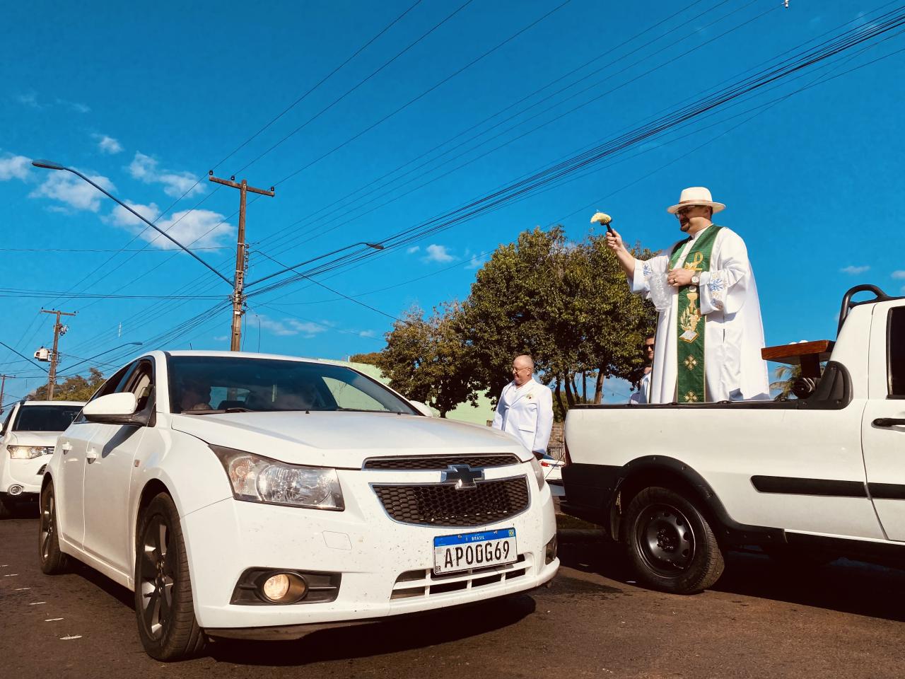 Tradicional benção dos carros é realizada pela Capela São Cristóvão em Santa Helena