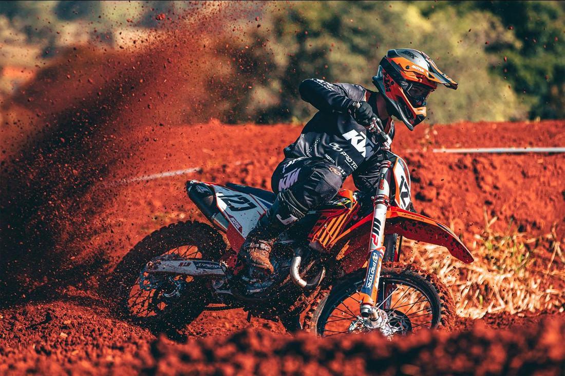 Competidores de todo o Brasil estarão em Santa Helena para etapa paranaense de motocross 