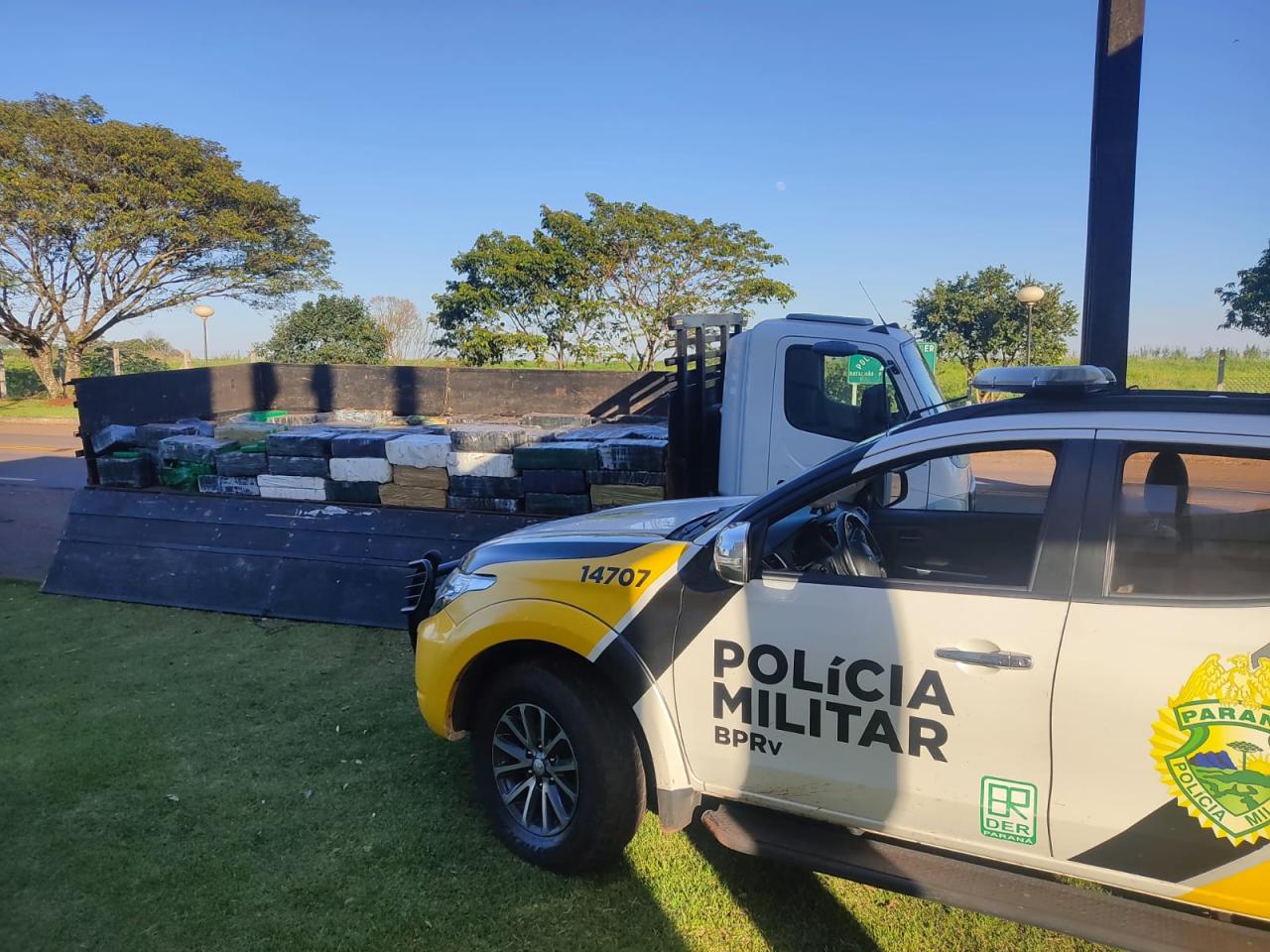 Polícia Rodoviária de Santa Helena apreende cerca de 3 toneladas de droga em Pato Bragado