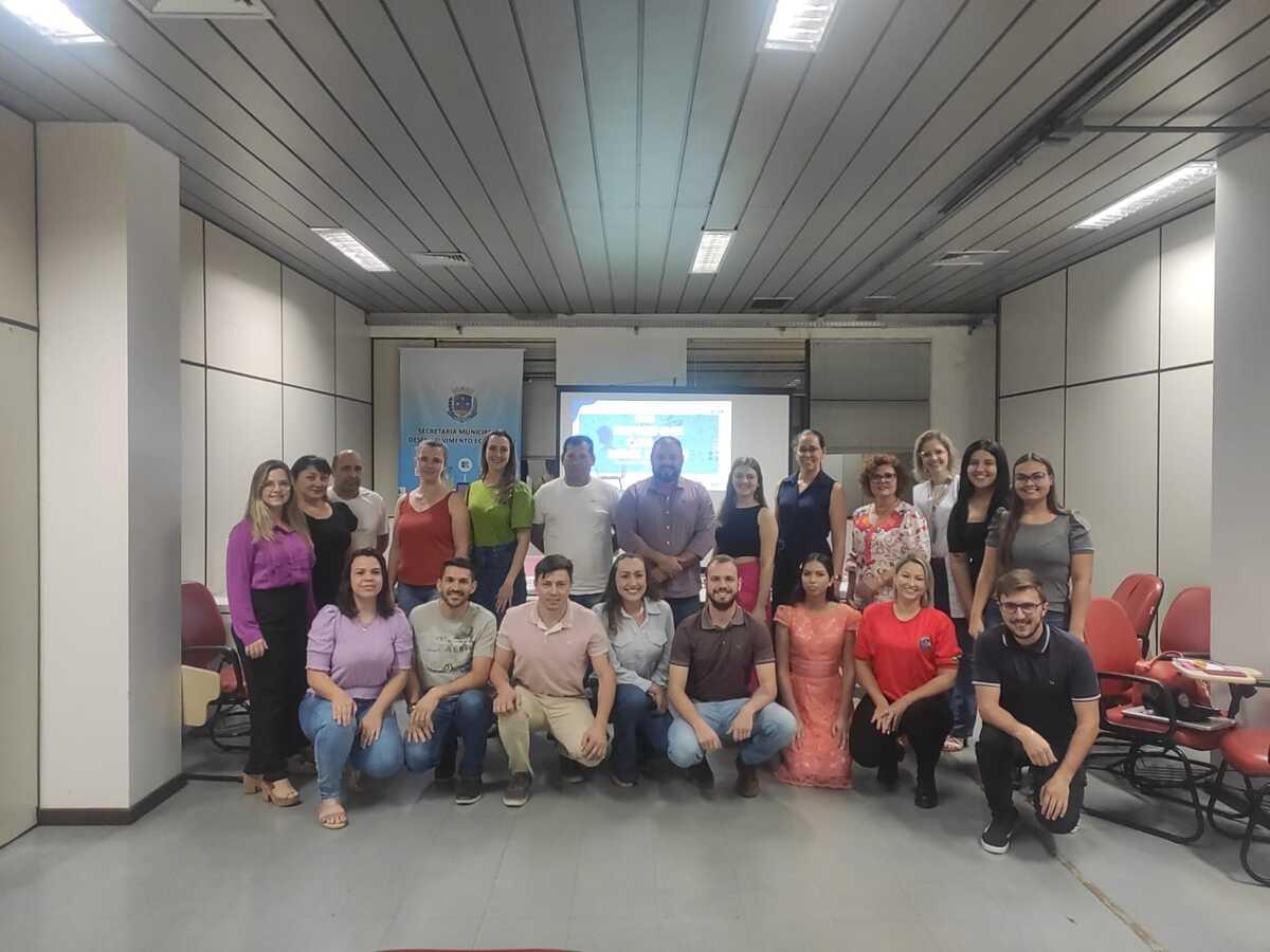 Programa Qualifica Santa Helena capacita alunos em Empreendedorismo Digital