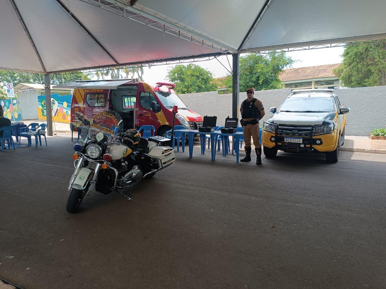 Em Missal, policiais rodoviários participam do evento Paraná em Ação