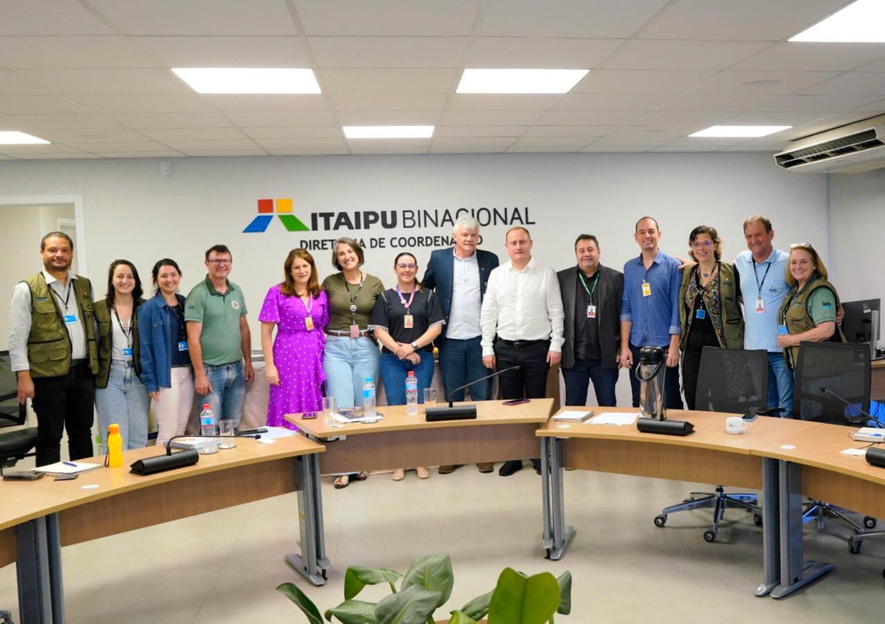 Lindeiros e Itaipu alinham ações para Inovação e Desafios em convênios para a região