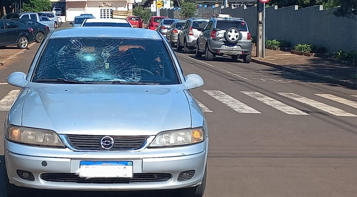 Veículo e bicicleta se envolvem em acidente em Missal