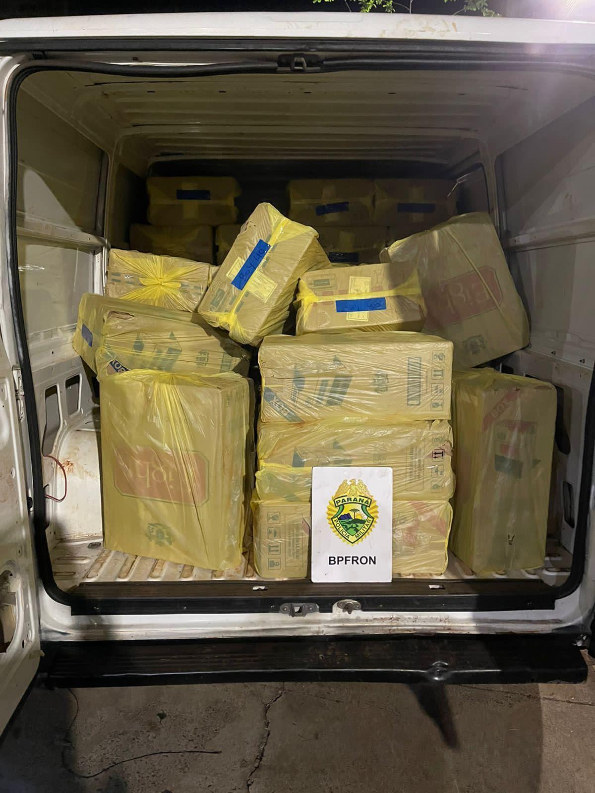 BPFRON apreende veículo carregado com cigarros em Itaipulândia