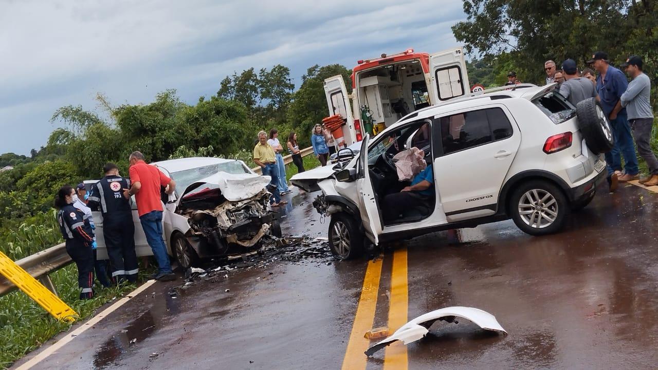 Grave acidente deixa feridos na PR 488, em Vera Cruz do Oeste