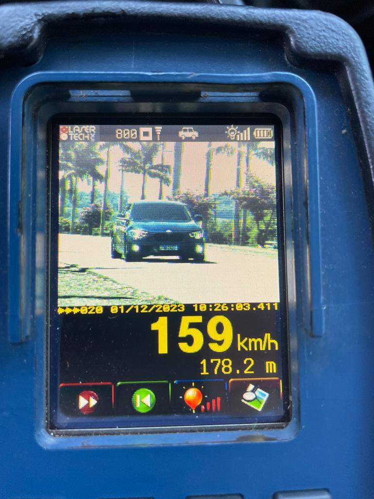 Polícia Rodoviária de Santa Helena autua motoristas em excesso de velocidade na PR 488