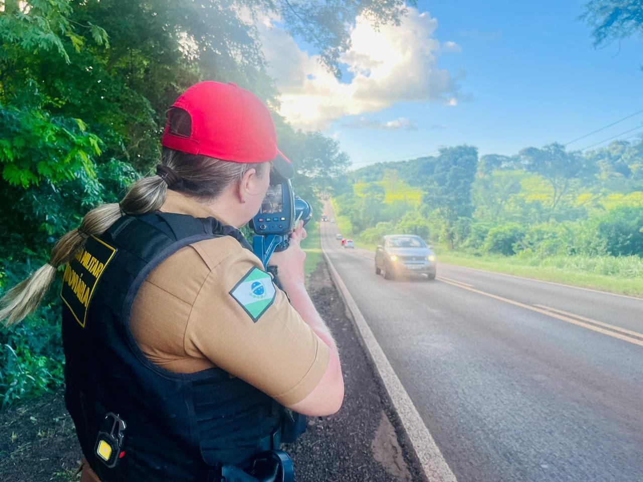 PRE de Santa Helena autua motoristas durante 'Operação Radar'