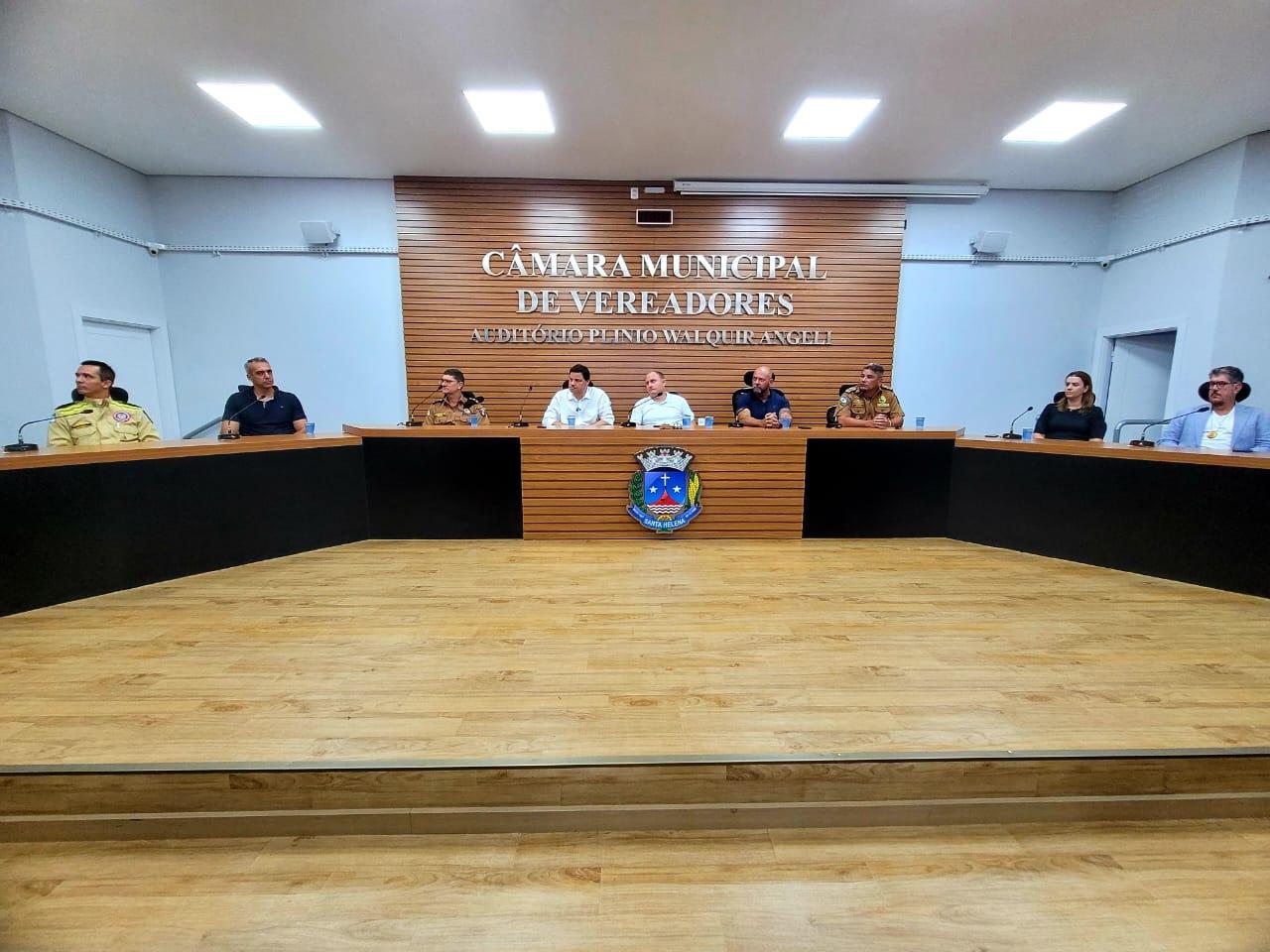 Segurança, turismo e infraestrutura estava na pauta do dia com presença de secretários estaduais em Santa Helena