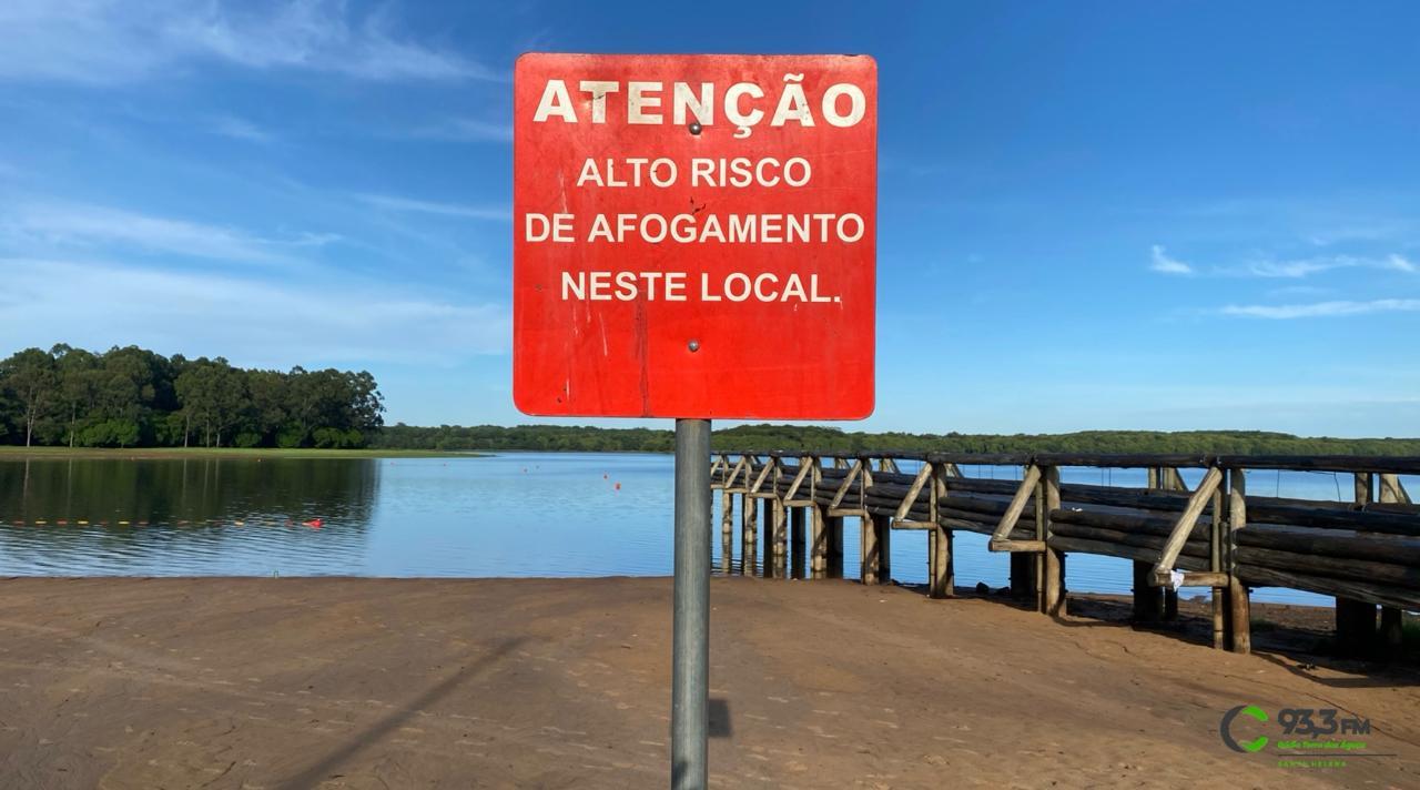 Balneário de Santa Helena tem ponto com Bandeira Vermelha, apresentando alto risco de banho