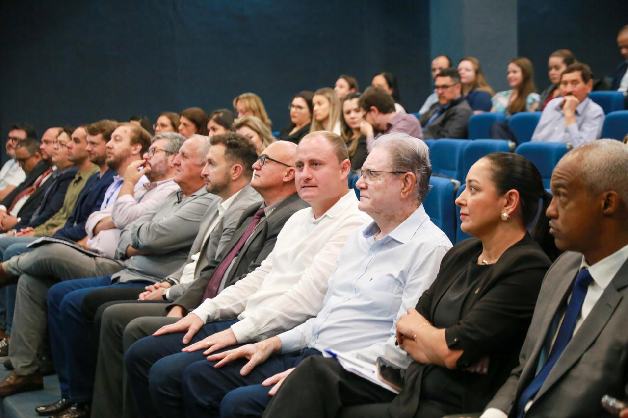 Em encontro da CGE, Zado destaca importância do controle da gestão pública