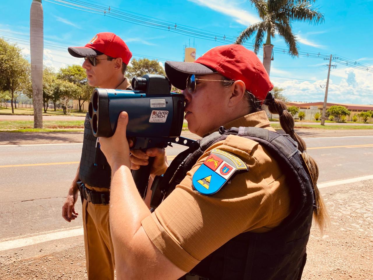 Polícia Rodoviária de Santa Helena flagra mais de 200 veículos acima da velocidade na Operação Páscoa