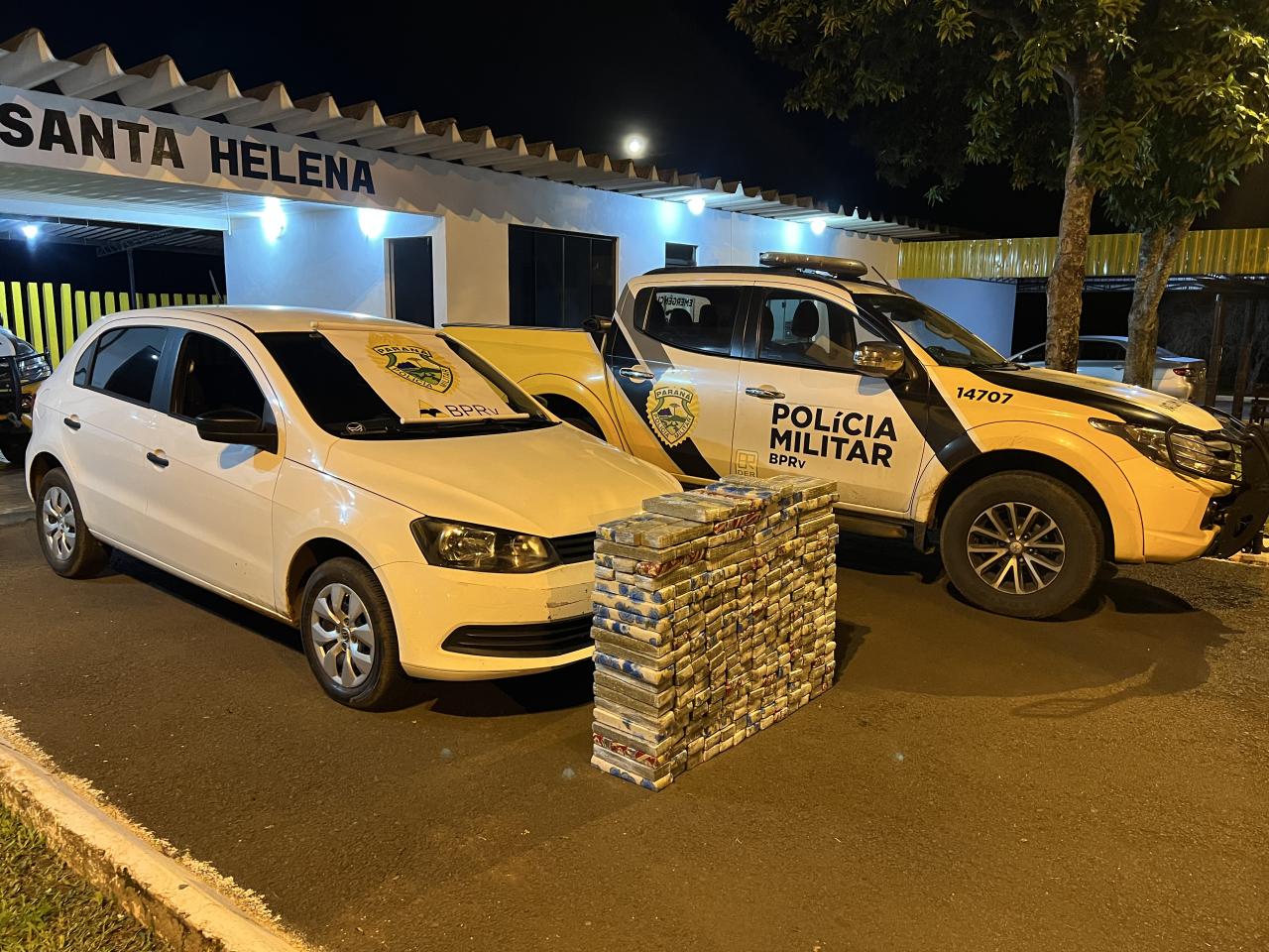 Policiais rodoviários apreendem veículo e droga entre Santa Helena e Diamante do Oeste