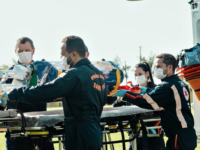 Recém-nascido com problemas respiratórios é transferido de Santa Helena para Cascavel