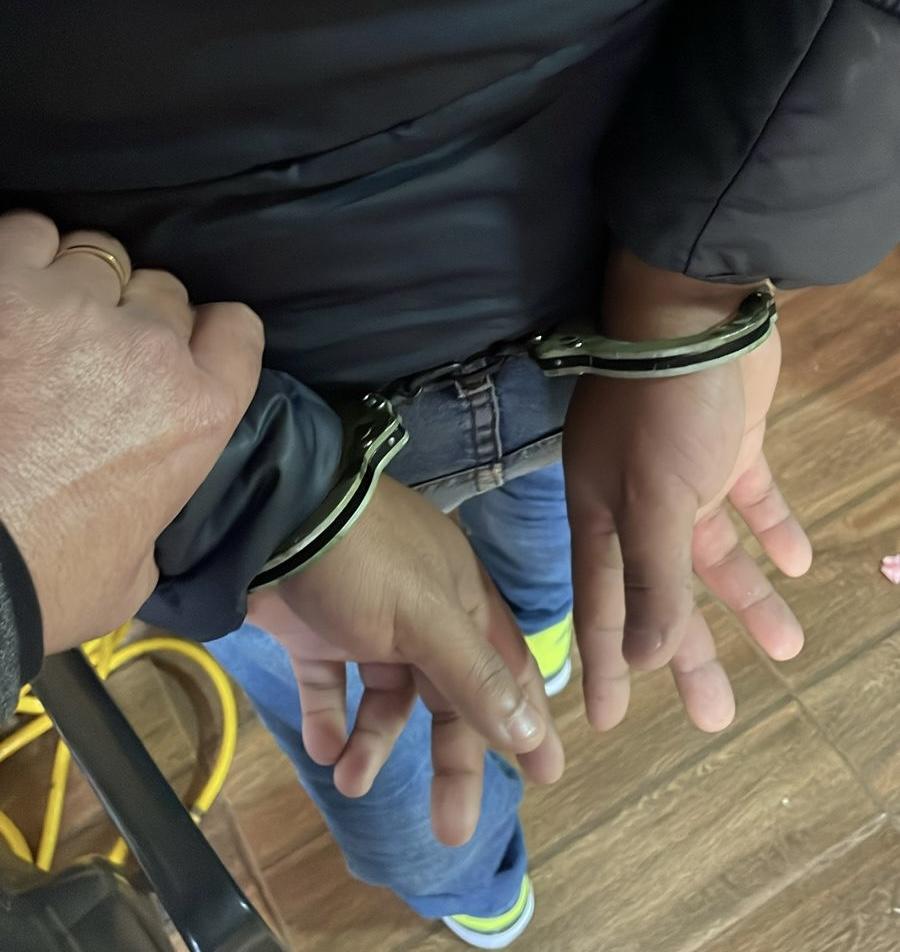 Com apoio da Polícia Penal de Foz, Polícia Civil de Santa Helena realiza prisão de foragido