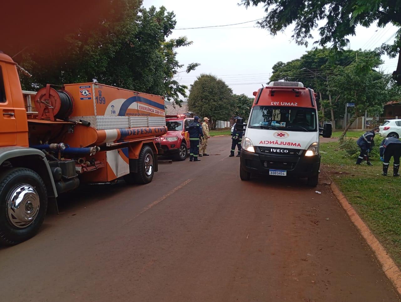 Defesa Civil e Bombeiros de Santa Helena auxiliam SAMU em atendimento em São José das Palmeiras