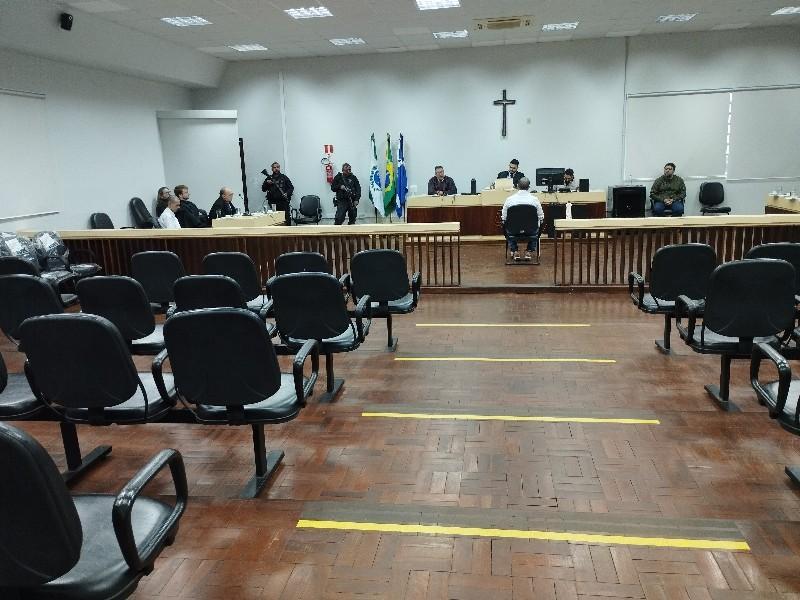 Irmãos Maeberg são absolvidos de acusação de assassinato em Santa Helena