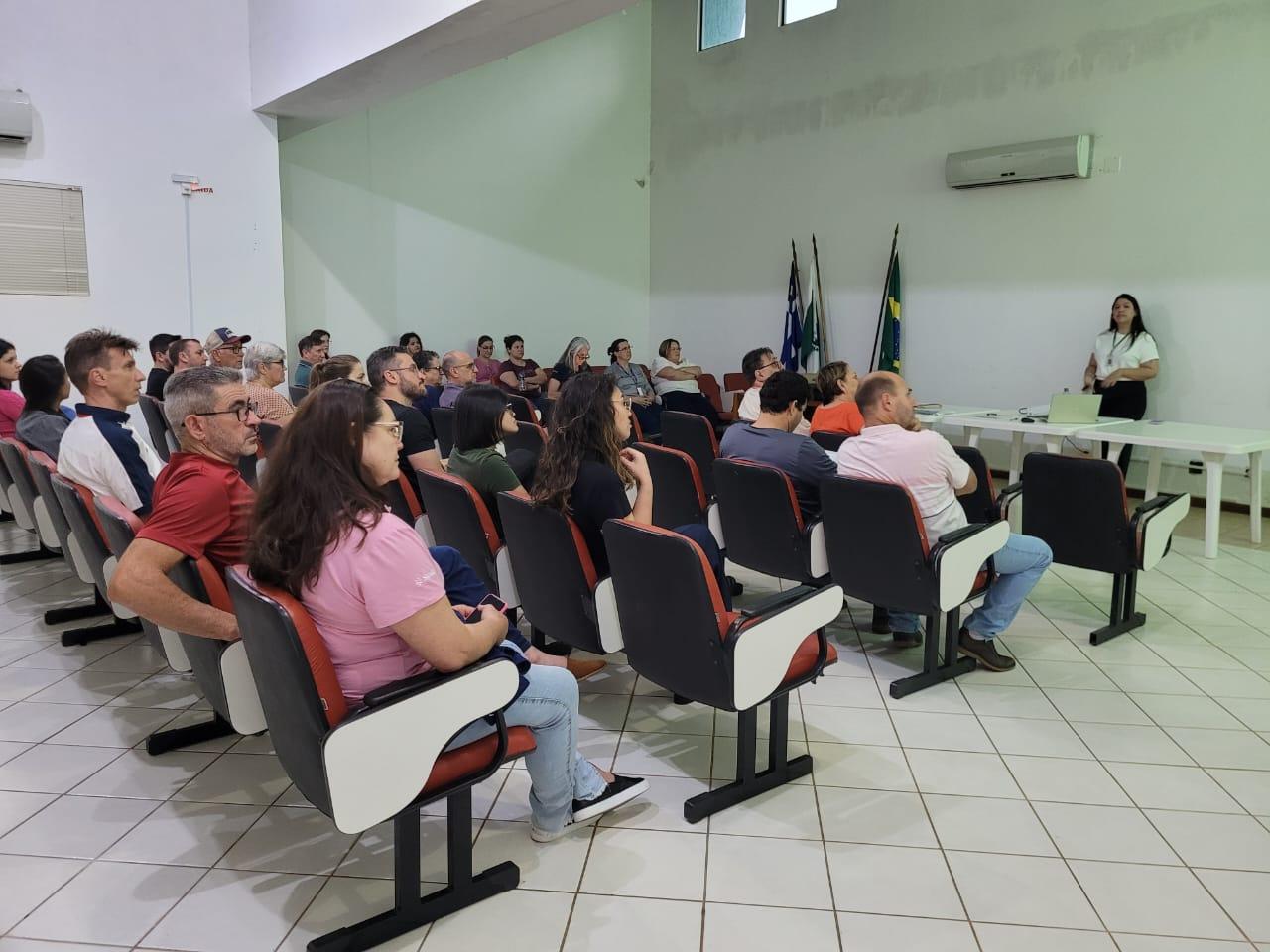 4ª Audiência Pública sobre a Revisão do Plano Diretor do Município de Santa Helena é realizada