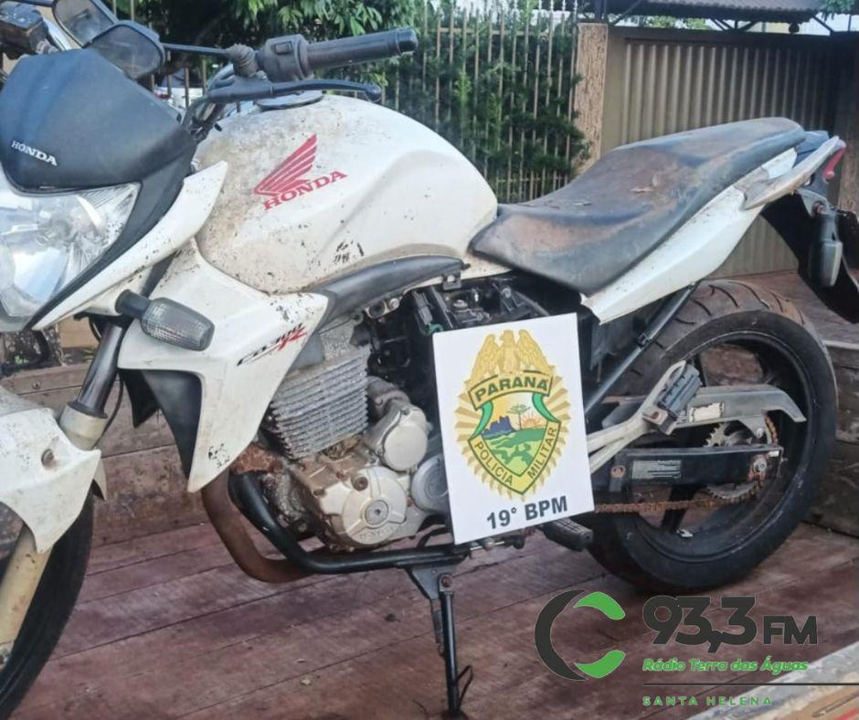 Polícia Militar recupera motocicleta furtada em Pato Bragado