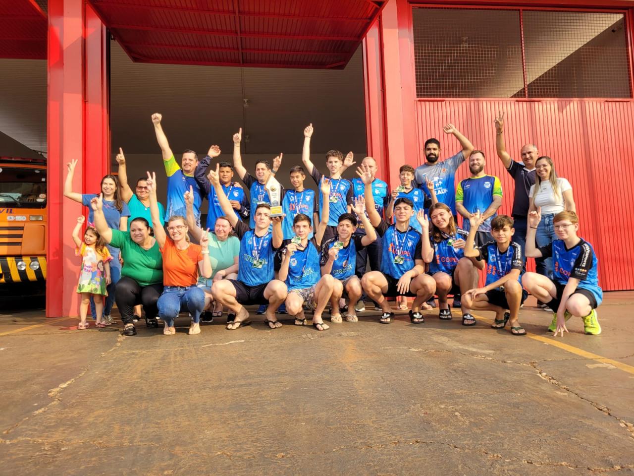 Santa Helena é campeã do Paranaense de Voleibol Sub-15 Série B