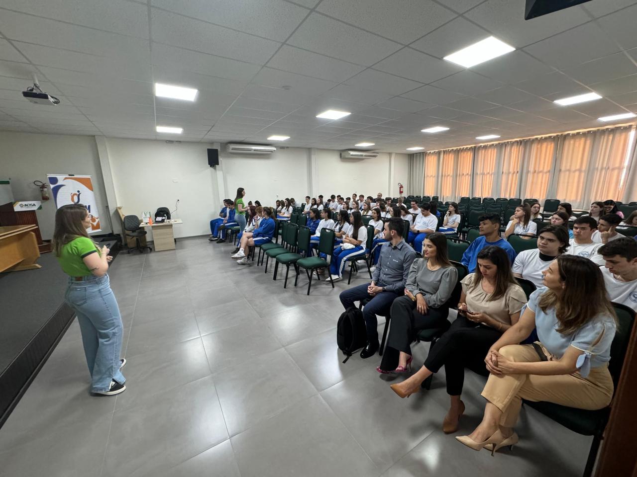 Sicredi Vanguarda e Cojem promovem o projeto Empreendedorismo na Escola em Santa Helena