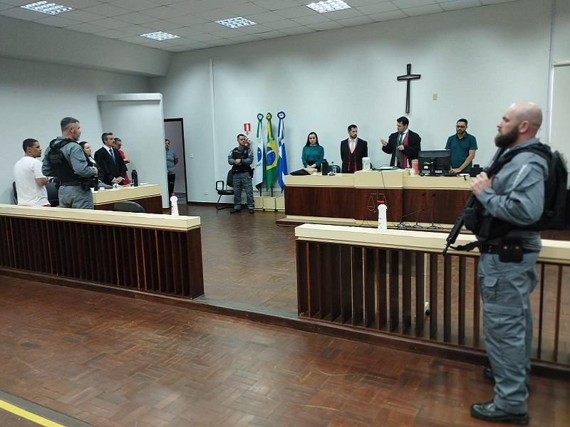 Réu é absolvido de homicídio em júri popular por incapacidade mental em Santa Helena e cumprirá tratamento psiquiátrico
