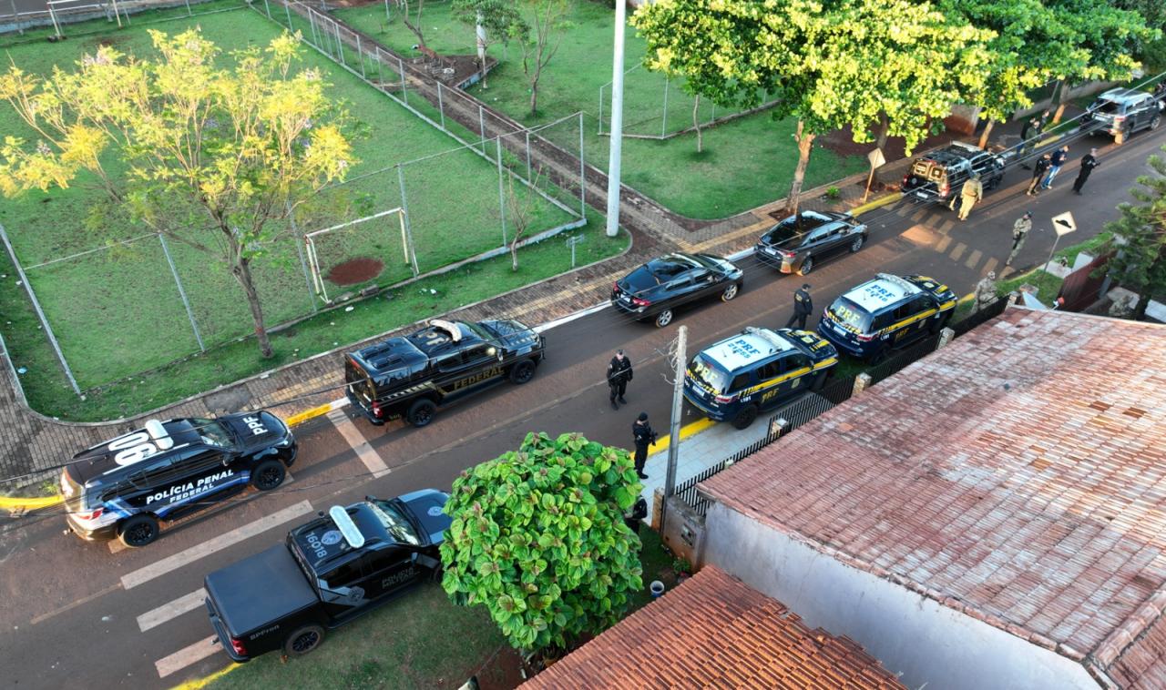 Forças policiais detém cinco pessoas durante operação em Santa Helena