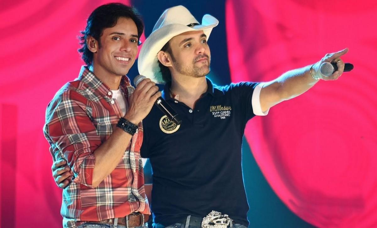 Guilherme & Santiago se apresentam hoje no Réveillon no Balneário de Santa Helena