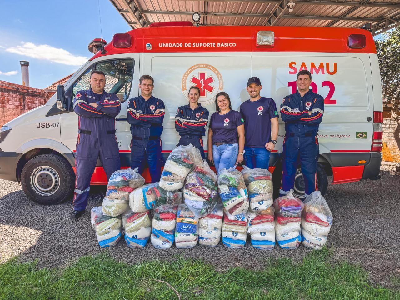Profissionais do SAMU de Santa Helena trocam confraternização de fim de ano por doações de cestas básicas