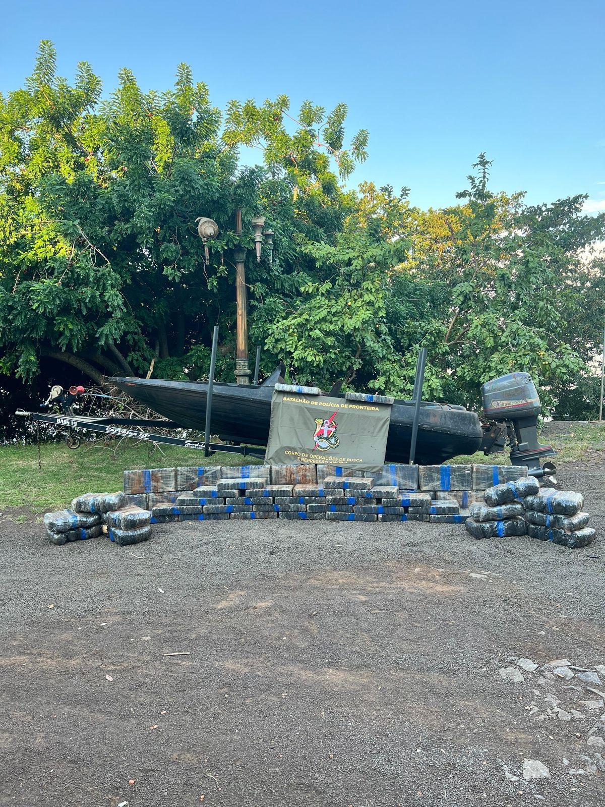 BPFRON apreende 500 kg de droga em Pato Bragado