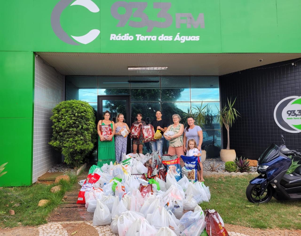 Carnaval de Santa Helena arrecada mais de meia tonelada de ração
