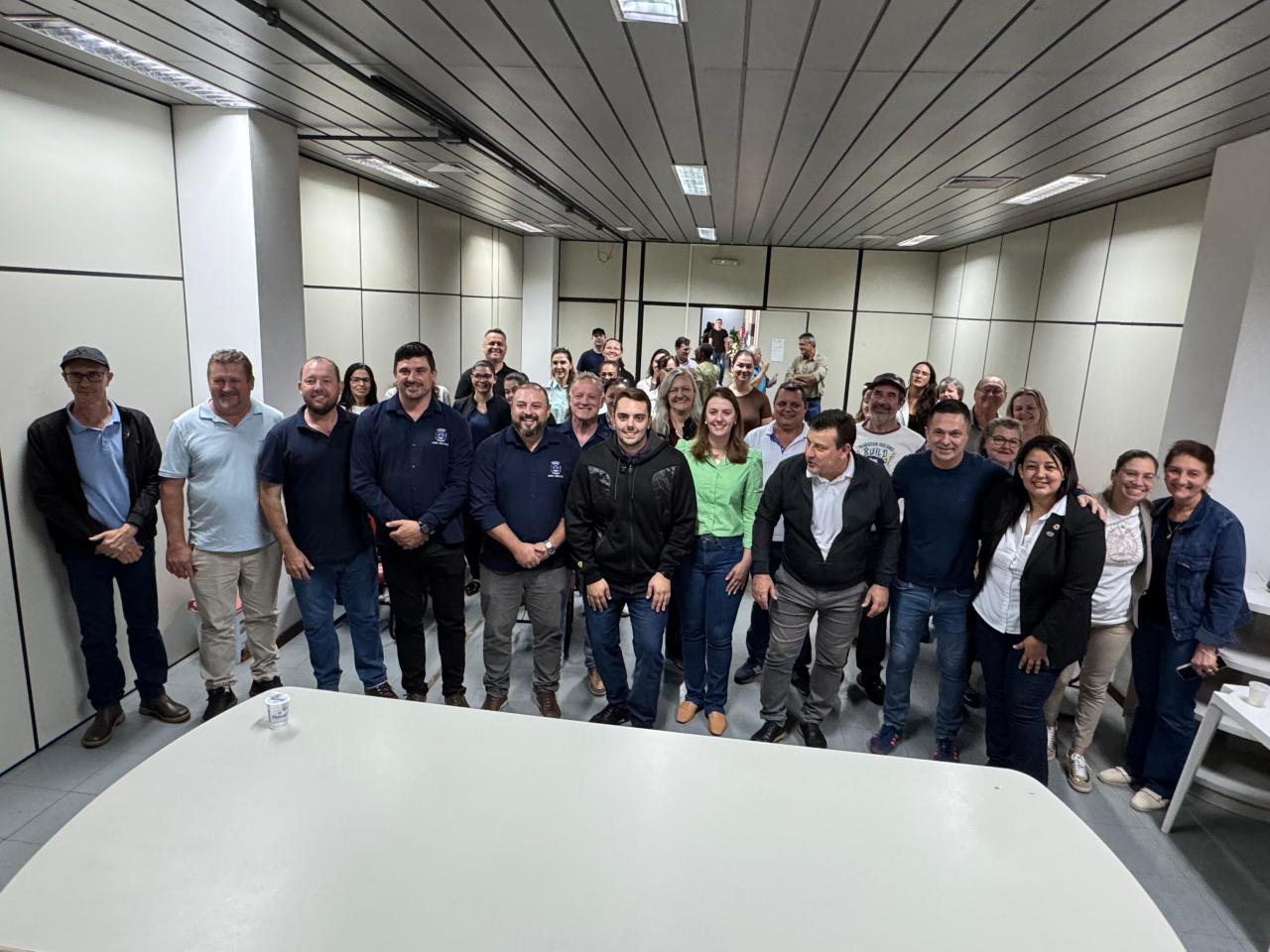 Deputado Federal Felipe Francischini visita Santa Helena e anuncia grandes investimentos