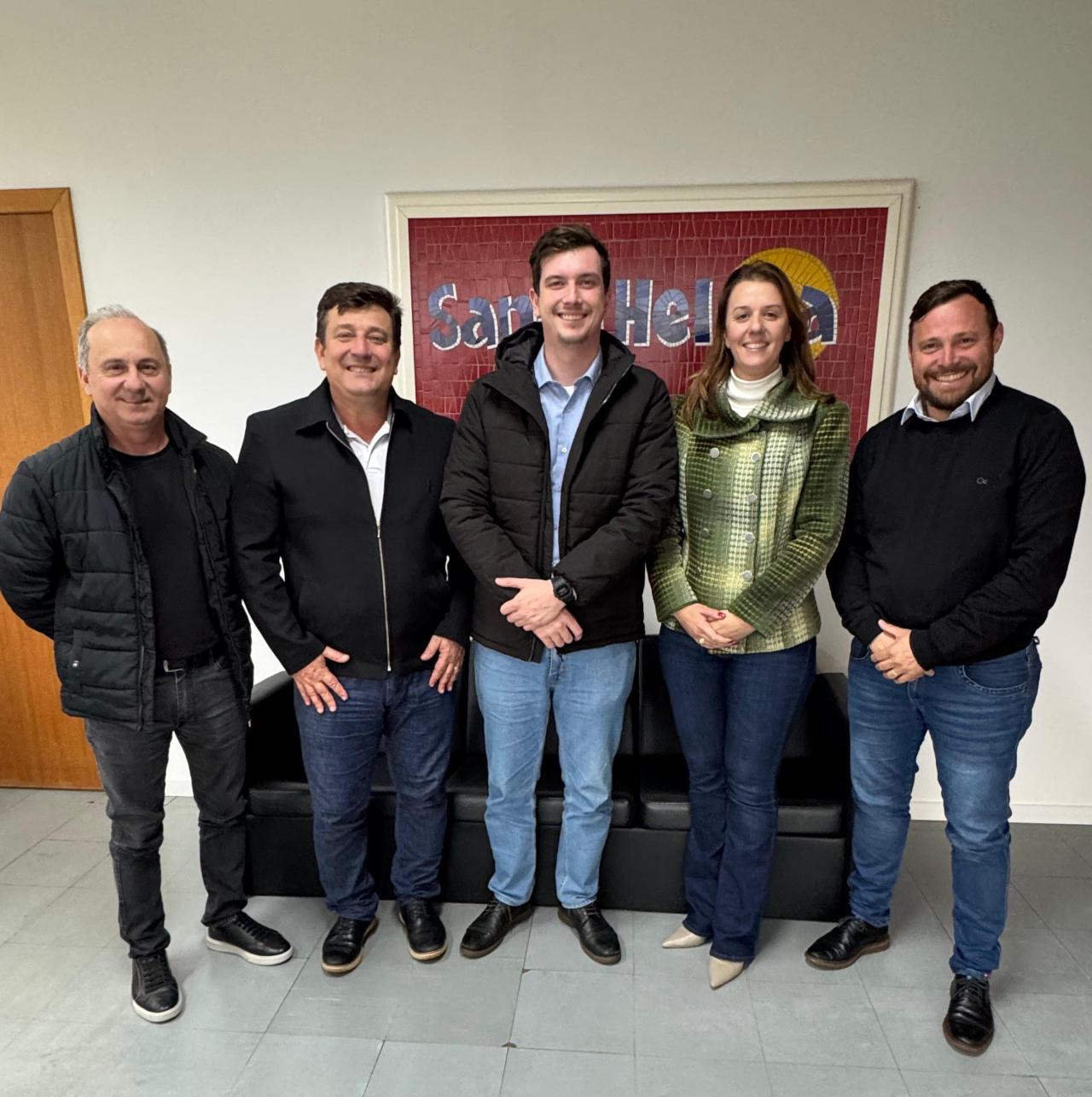 Em Santa Helena, Henrique Mecabô se reúne com lideranças políticas para apresentar o Partido Novo