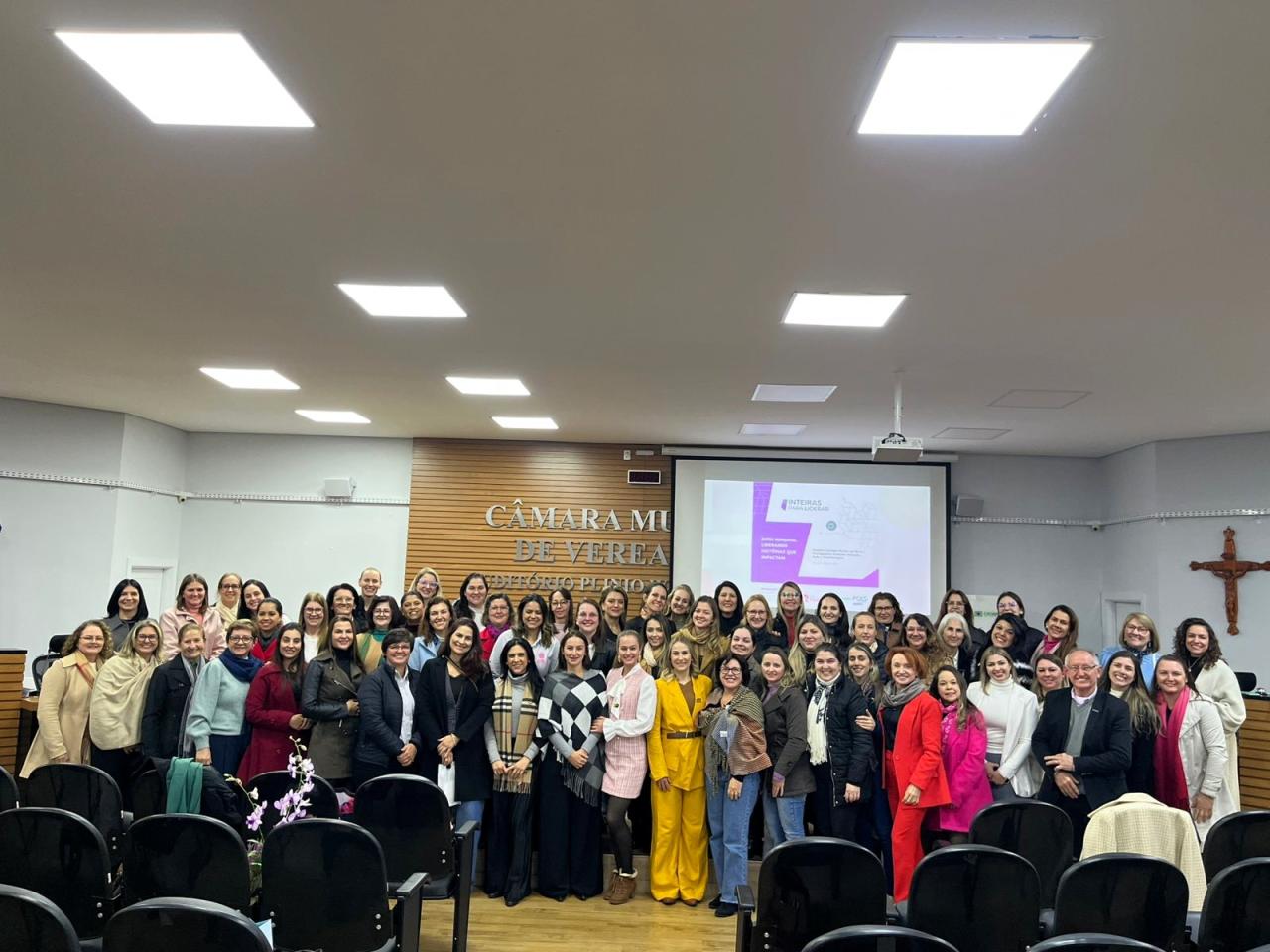 Empresárias se reúnem em Santa Helena em encontro sobre empreendedorismo feminino 