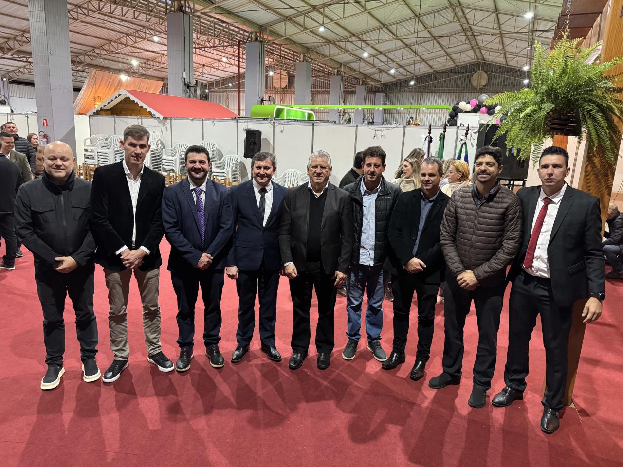 Expo Rios 2025 é oficialmente aberta com expectativa de grande festa