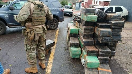 Polícia flagra carreta com 3,5 toneladas de droga em São Pedro do Iguaçu