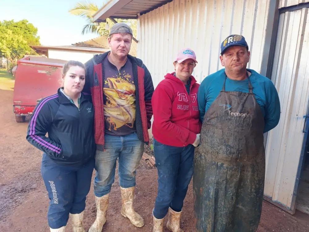 Após perder 32 vacas, família recebe apoio da comunidade; colabore