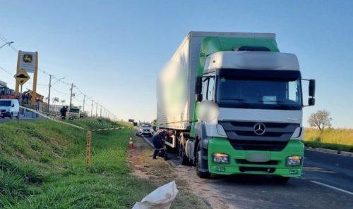 Motociclista é arrastado por 16 km após ser ‘atropelado’ por caminhão