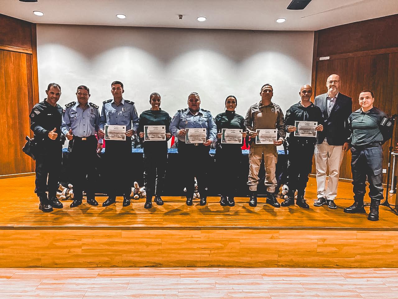 3° Sargento Baller de Santa Helena se forma no 2º Curso Internacional do Proerd