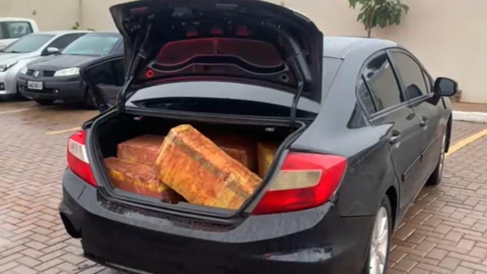 Droga carregada em Santa Helena é apreendida e motorista é preso na BR 277