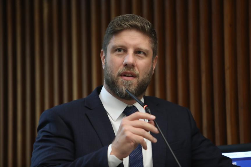 No Rota Costa Oeste, Requião Filho fala sobre pré-candidatura ao governo do estado