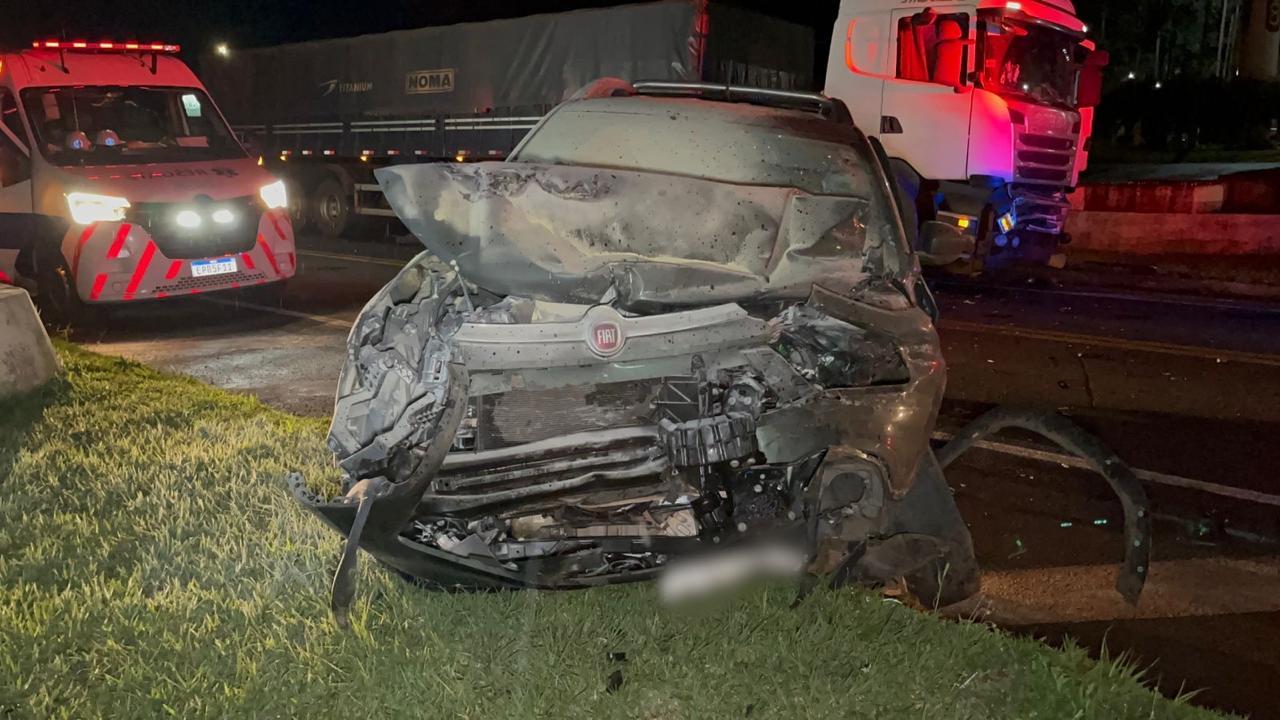 Carreta que saiu de Santa Helena se envolve em grave acidente na BR 277