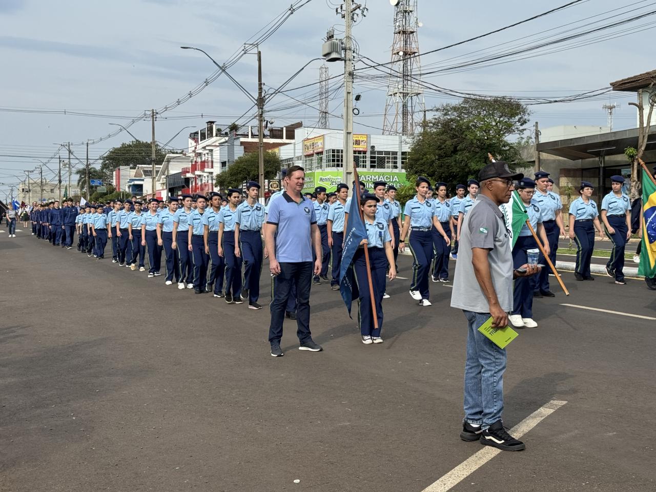 Desfile Cívico celebra o Dia da Independência do Brasil em Santa Helena