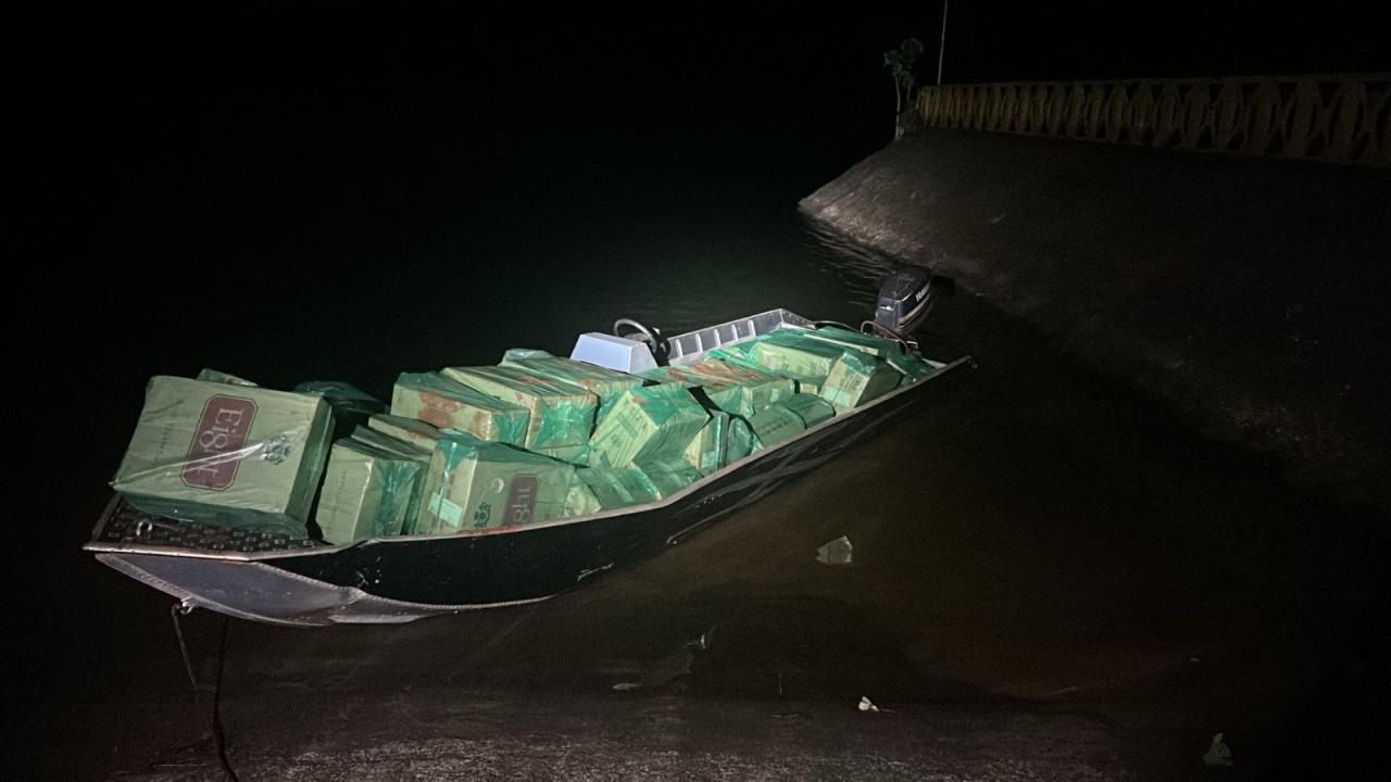 Embarcação com cigarros é apreendida em Itaipulândia