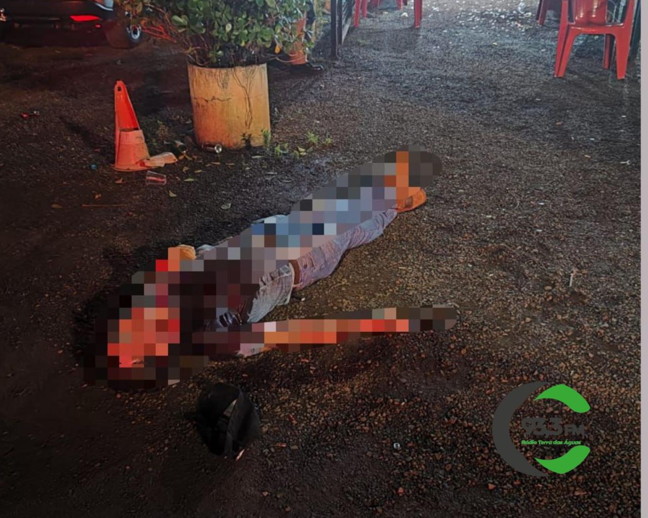 Homem é morto a tiros na prainha de Entre Rios do Oeste e autor foge para Santa Helena