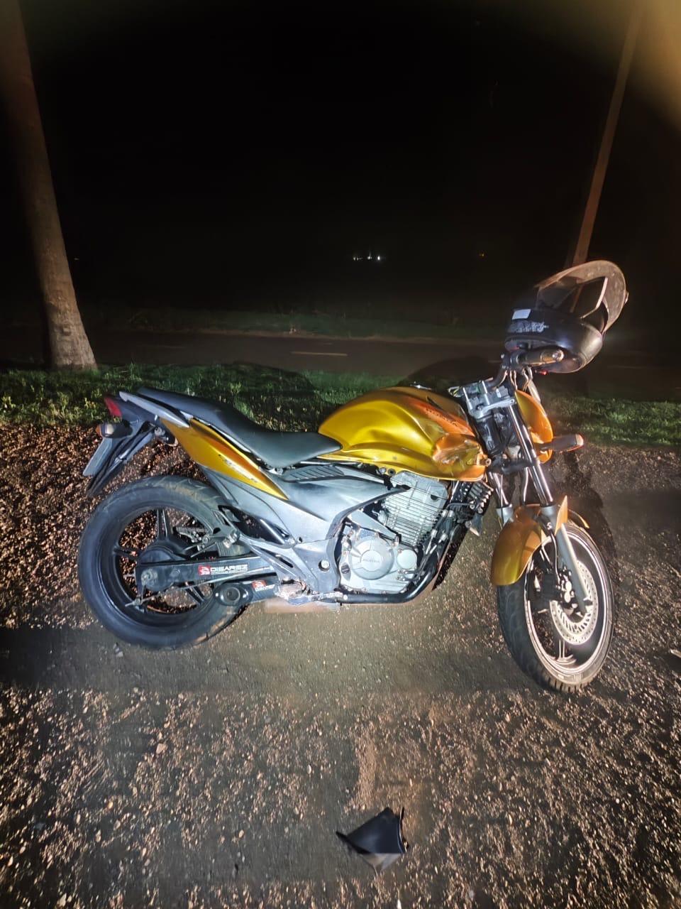 Motociclista fica ferido em acidente na PR 488 em Santa Helena; carro envolvido se evadiu