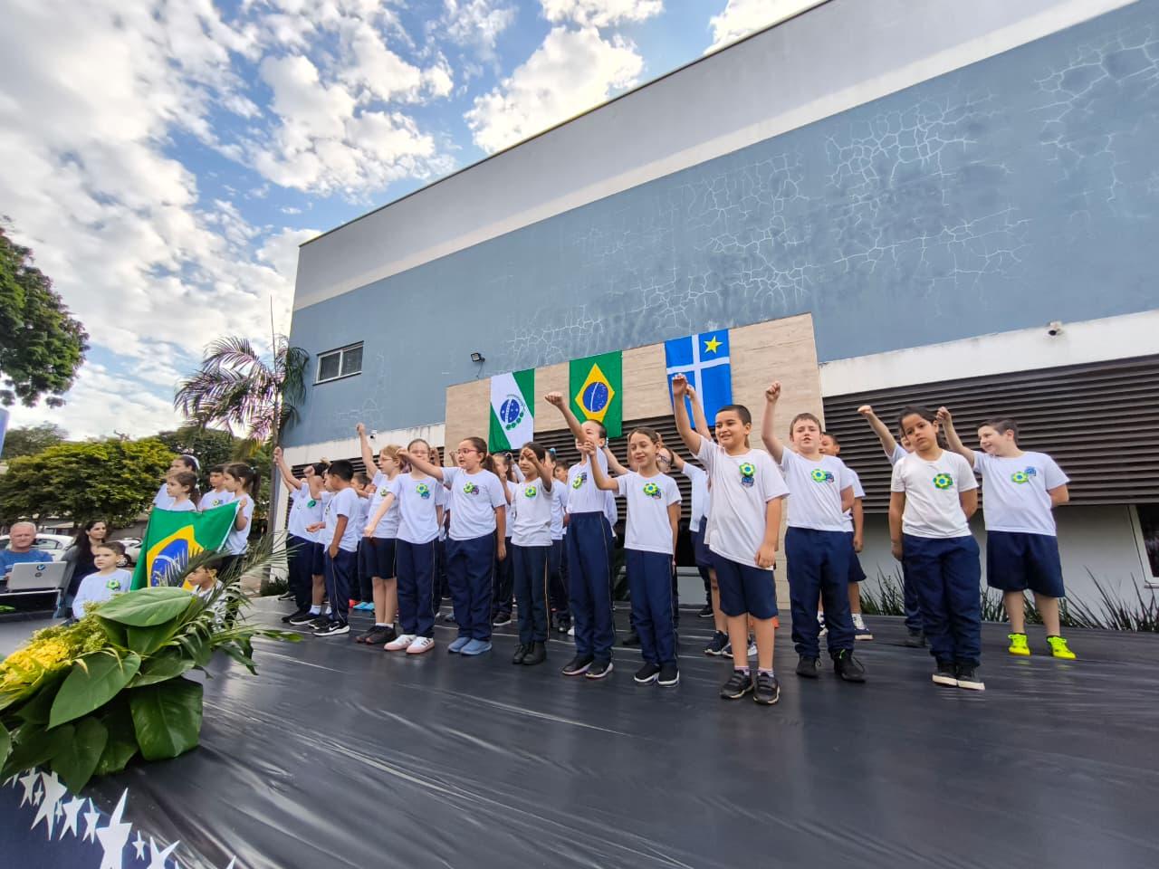 Santa Helena convida a população para prestigiar a Semana Cívica e o Desfile da Independência