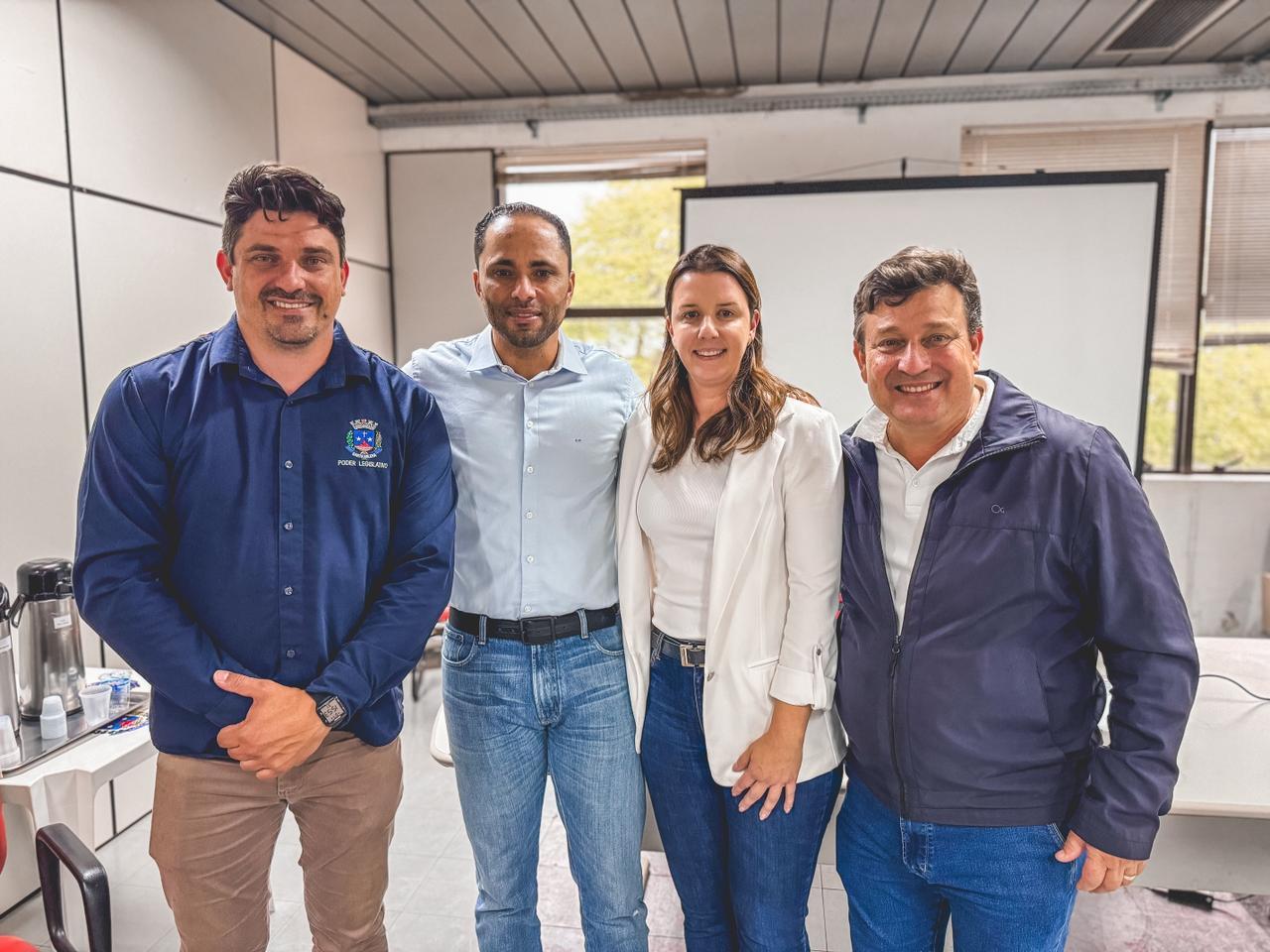 Deputado Do Carmo anuncia R$ 2 milhões para construção de duas UBS's em Santa Helena