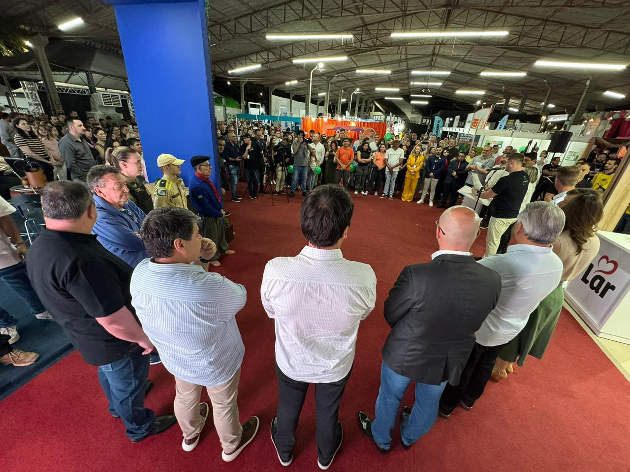 Lideranças prestigiam Expo Santa Helena e visitam estúdio da Costa Oeste FM
